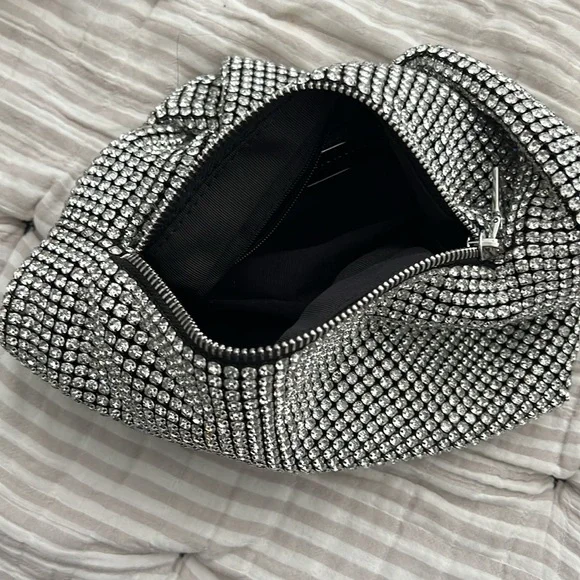 Rhinestone going out bag - Picture 2 of 2